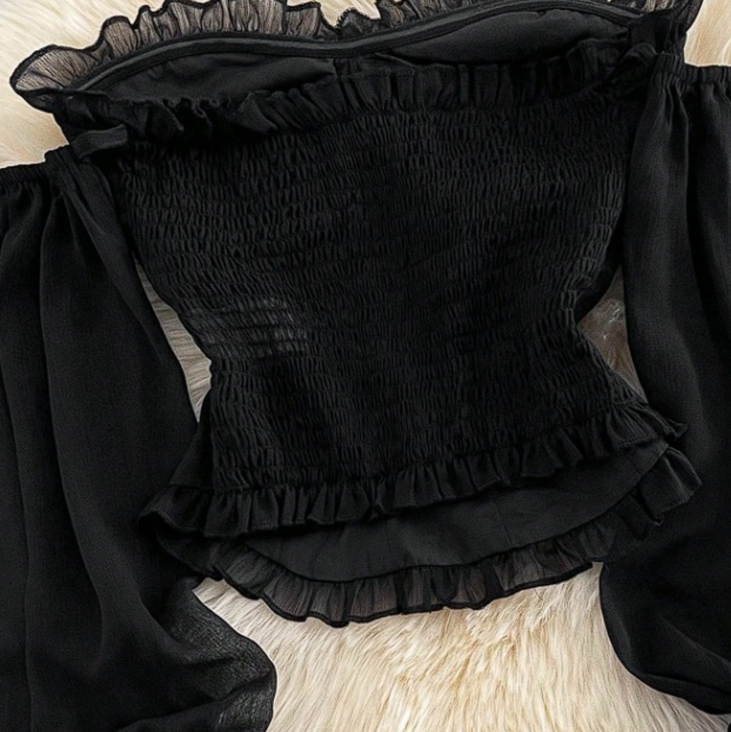 XL - BLUSA MULTIAGUJAS NEGRA
